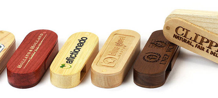 Wooden Swivel USB Flash Drive China Factory